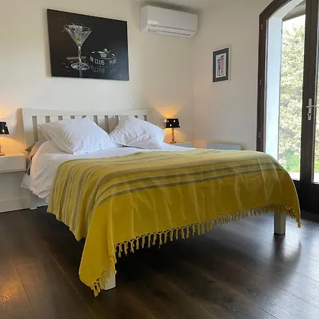 Villa Monti Luxury With Pool Sleeps 6 *
