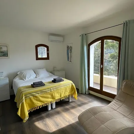 Monti Luxury With Pool Sleeps 6 * Menton